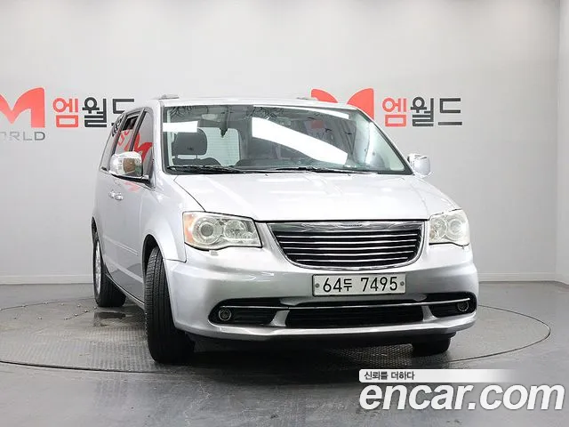 Chrysler Grand Voyager — фото 2