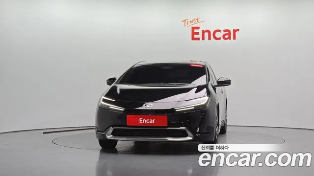 Toyota Prius — фото 2