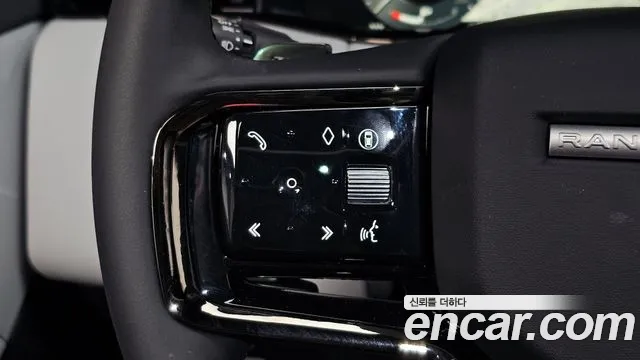 Land Rover Range Rover Evoque — фото 14