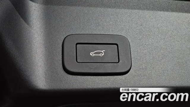 Land Rover Range Rover Evoque — фото 38