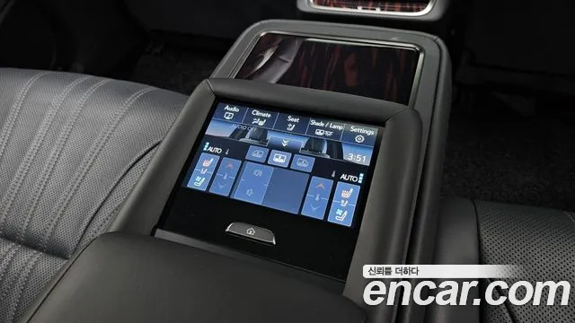 Lexus LS — фото 33
