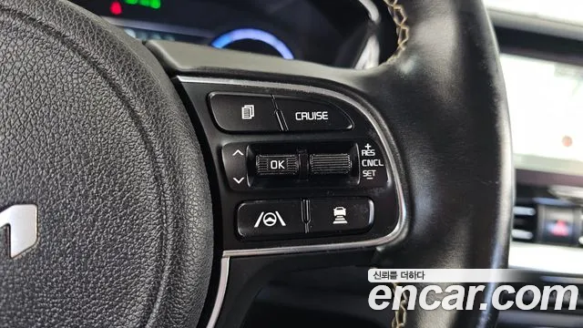 Kia Niro — фото 17
