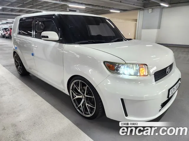 Scion xB — фото 11