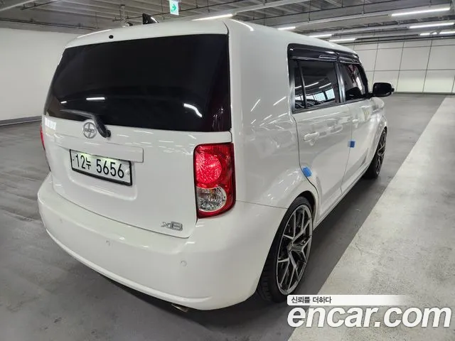 Scion xB — фото 12