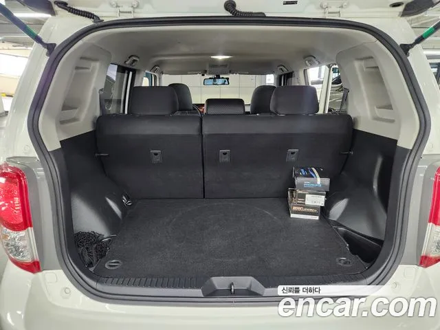 Scion xB — фото 17