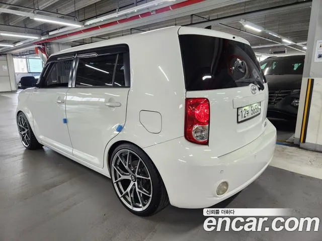 Scion xB — фото 2