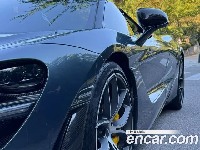 McLaren 720S — фото 15