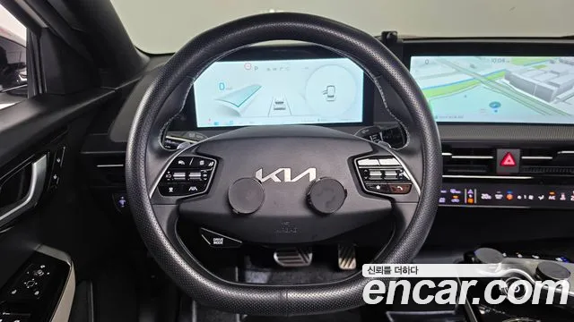 Kia EV6 — фото 13
