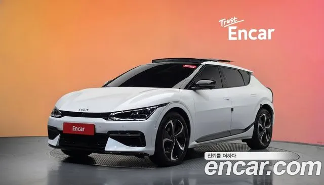 Kia EV6 — фото 20