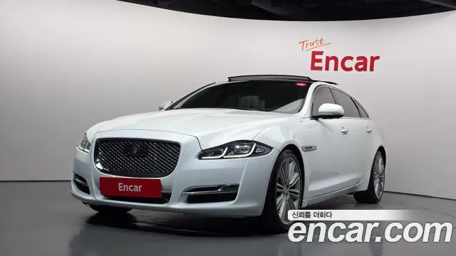 Jaguar XJ — фото 1