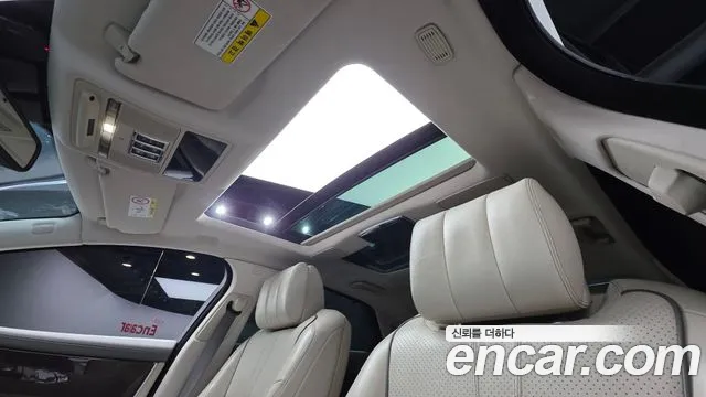 Jaguar XJ — фото 11
