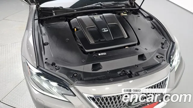 Lexus LS — фото 5