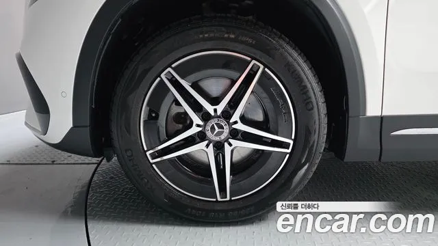 Mercedes-Benz EQA — фото 5