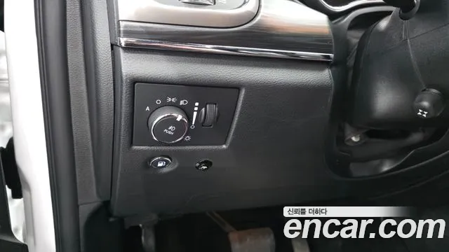 Jeep Cherokee — фото 30