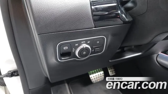 Mercedes-Benz EQA — фото 27