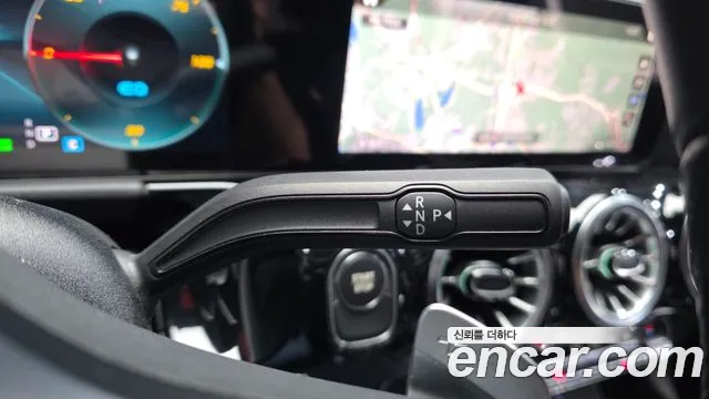 Mercedes-Benz EQA — фото 9