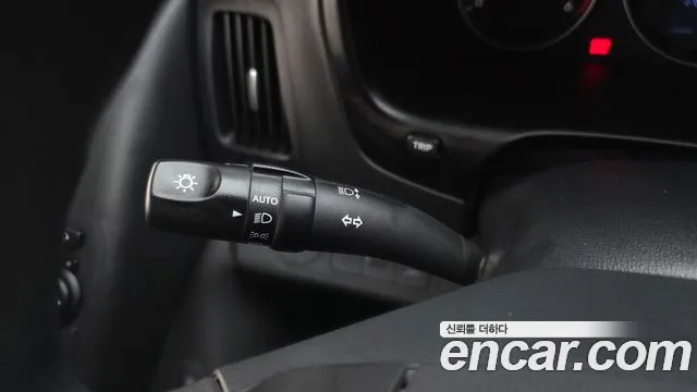 Hyundai Starex — фото 19