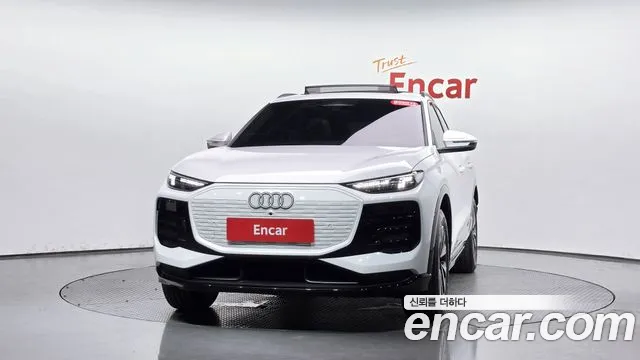 Audi Q6 e-tron — фото 3