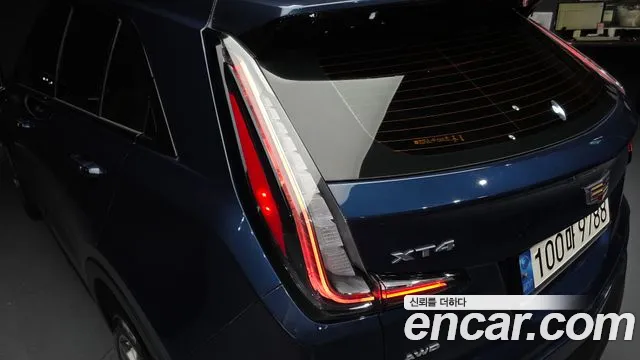 Cadillac XT4 — фото 23