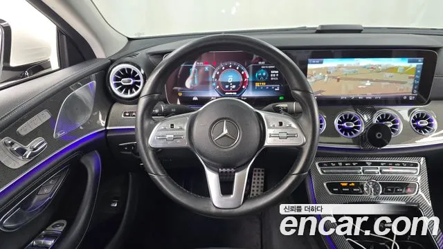 Mercedes-Benz CLS-Class — фото 13