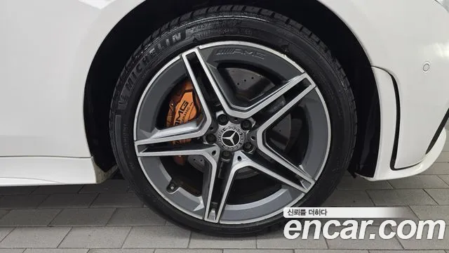 Mercedes-Benz CLS-Class — фото 21