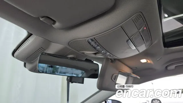 Mercedes-Benz CLS-Class — фото 27