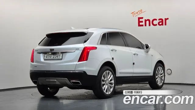 Cadillac XT5 — фото 2
