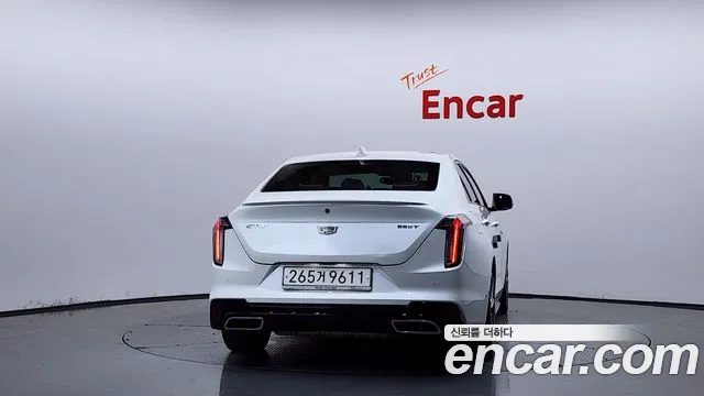 Cadillac CT4 — фото 4