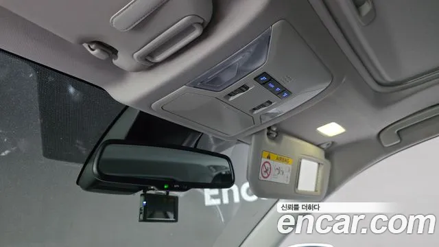 Toyota RAV4 — фото 16