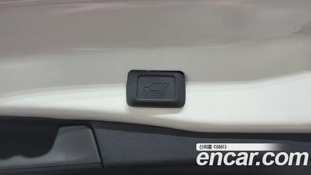 Toyota RAV4 — фото 28
