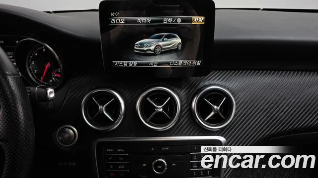 Mercedes-Benz A-Class — фото 14