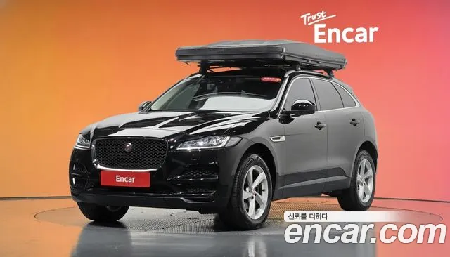 Jaguar F-PACE — фото 20