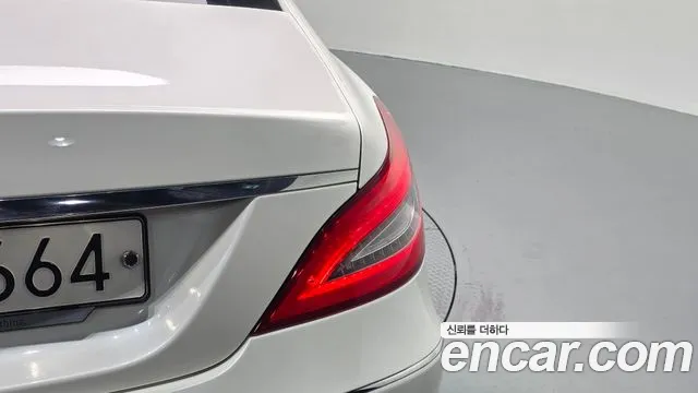 Mercedes-Benz CLS-Class — фото 23