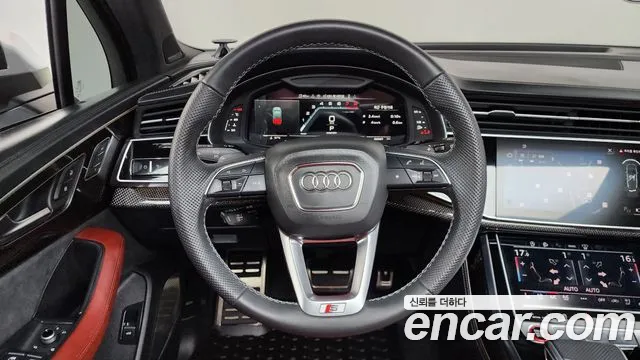Audi SQ7 — фото 13