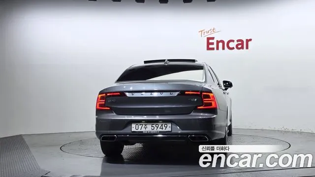 Volvo S90 — фото 4