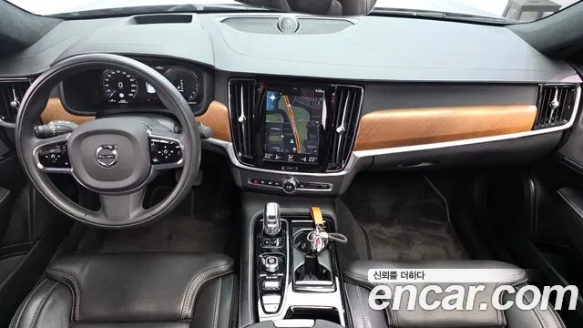Volvo S90 — фото 7