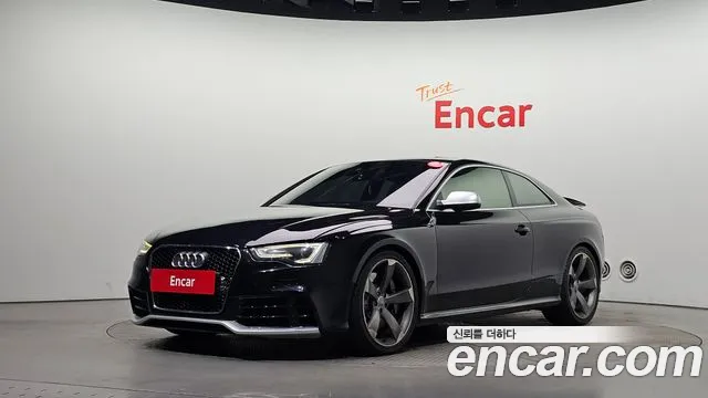 Audi RS5 — фото 1