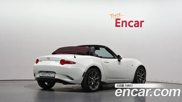 Mazda MX-5 Miata — фото 2