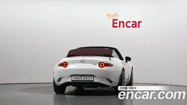 Mazda MX-5 Miata — фото 4