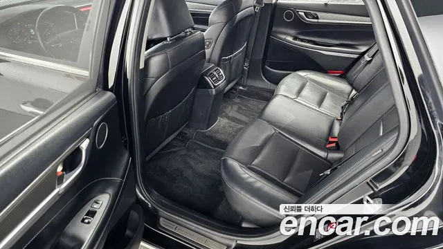 Hyundai Grandeur — фото 11