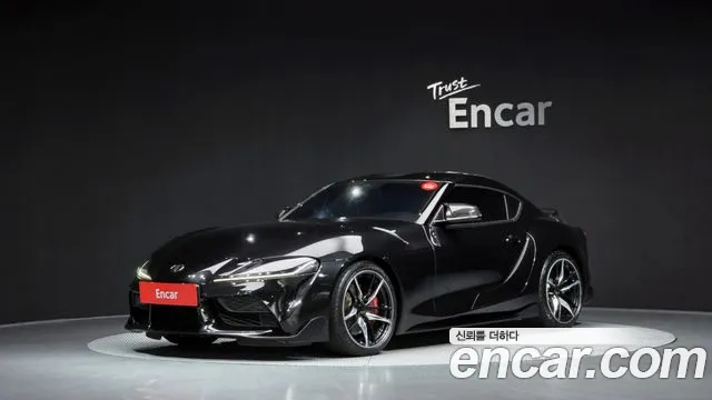 Toyota Supra — фото 1