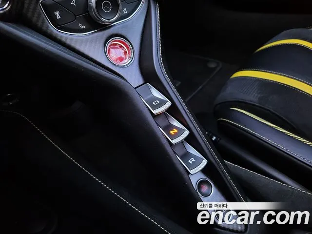 McLaren 720S — фото 12