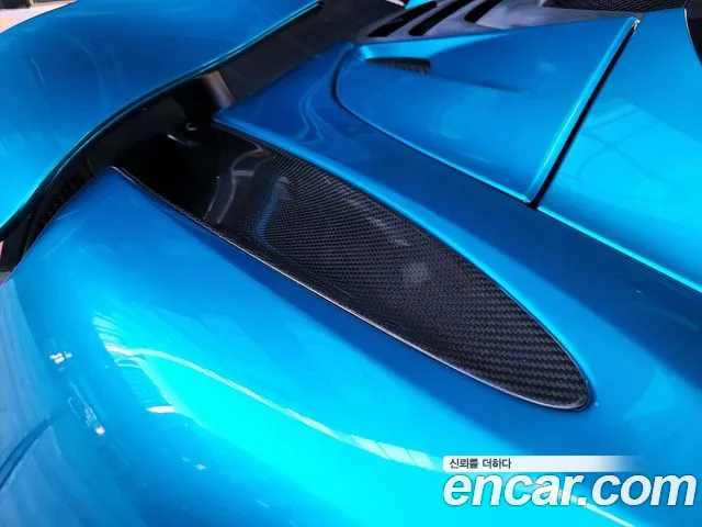 McLaren 720S — фото 17
