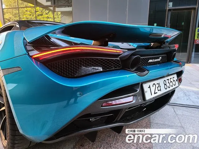 McLaren 720S — фото 18