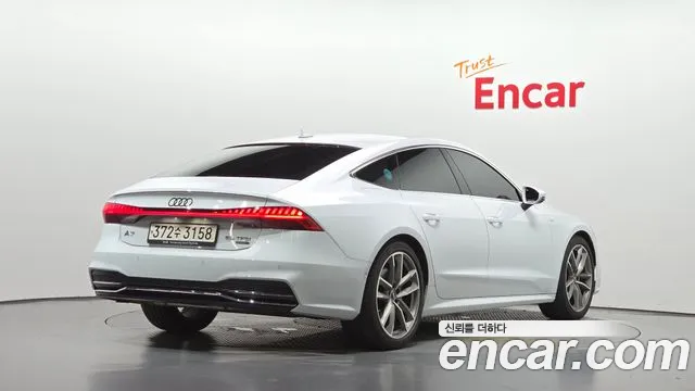 Audi A7 — фото 2