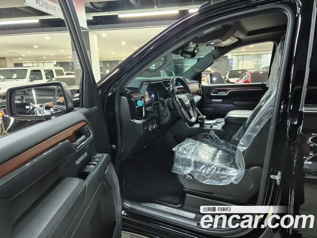GMC Sierra — фото 8