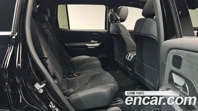 Mercedes-Benz EQB — фото 10