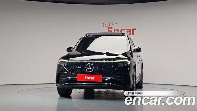 Mercedes-Benz EQB — фото 2