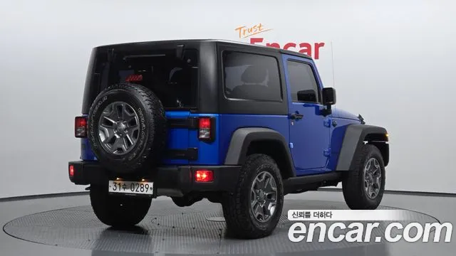 Jeep Wrangler — фото 2