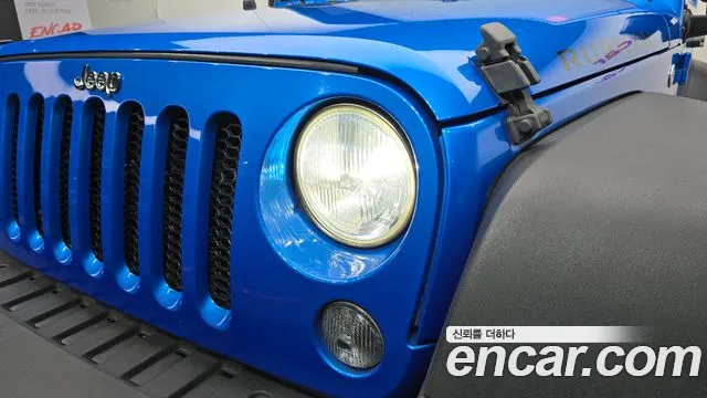 Jeep Wrangler — фото 22